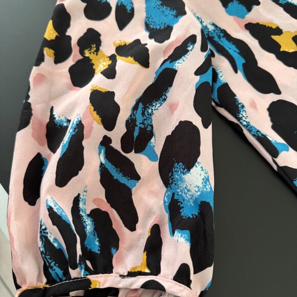 Emery Rose XL Pink Abstract Leopard Print Midi Dress – V-Neck, 3/4 Sleeve, Flowi - Picture 3 of 6